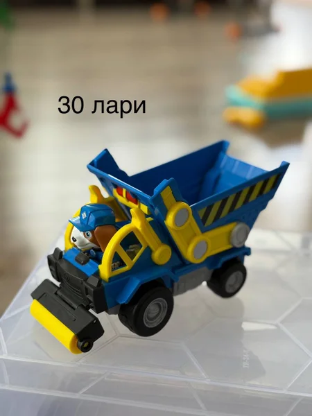 Машинка Уилера «Крепыш и команда» — garbage truck