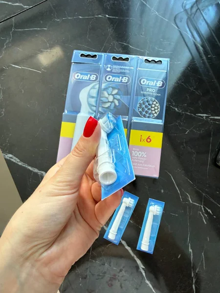 Насадки на зубную щетку Oral-B Pro Sensitive Clean 6 шт — sunscreen, pay-phone