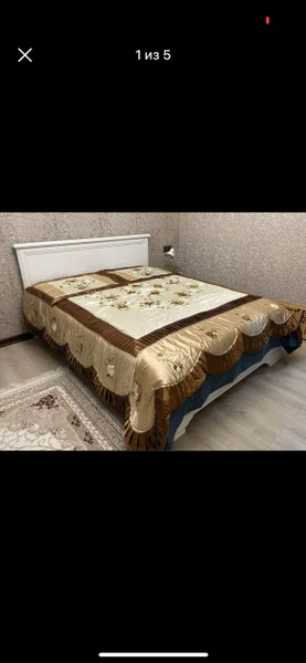 Покрывало с наволочками на двуспальную кровать — studio couch, quilt