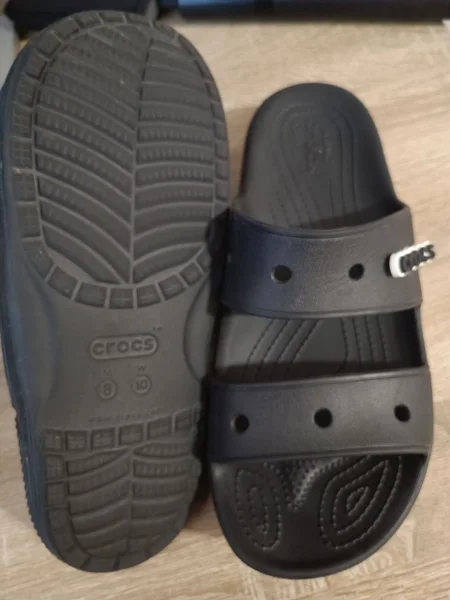 Crocs — knee pad