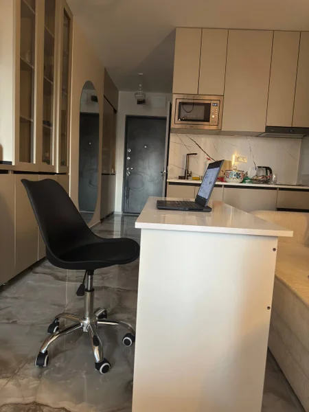 Стол и стул с регулировкой высоты — dishwasher, barber chair, washer