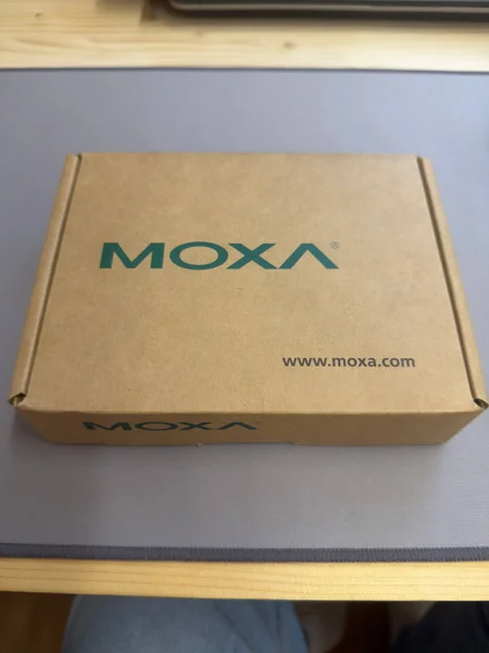 Промышленный Ethernet-коммутатор MOXA EDS-205A-M-SC-T — carton, doormat, envelope