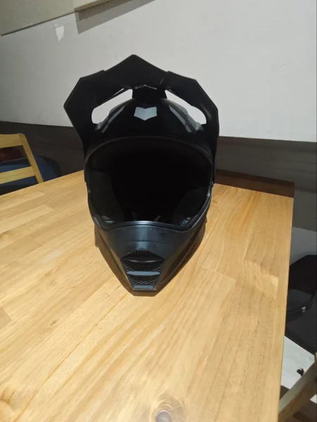 Шлем интеграл — crash helmet, mask