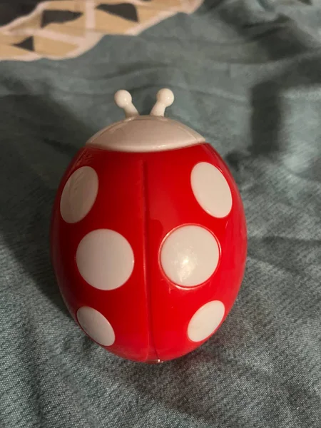 Детский ночник с датчиками света — piggy bank