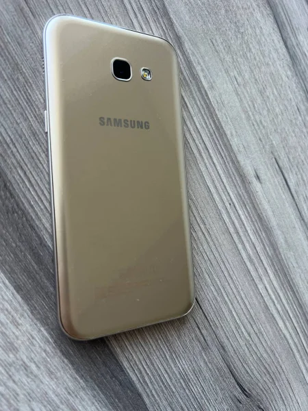 Смартфон Samsung Galaxy A5 (2016) — modem, remote control, hard disc