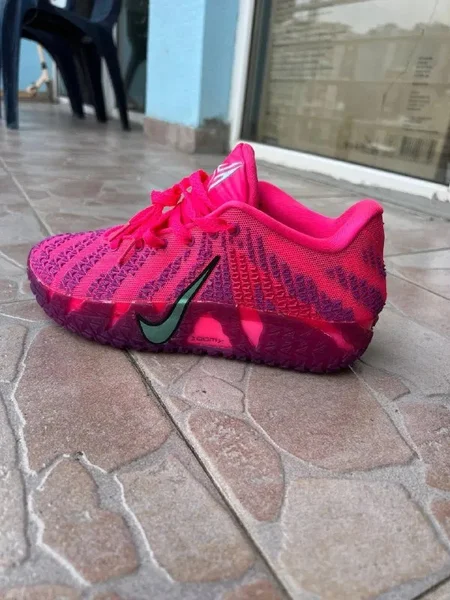 Детские кроссовки Adidas EU35-36