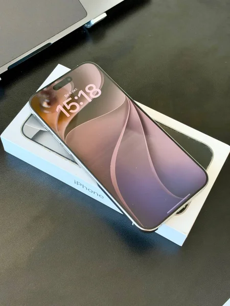 iPhone 16 Pro Max 256GB Natural Titanium — pencil box