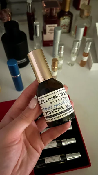 Духи Zielinski & Rozen Black Pepper Amber Neroli 25 мл — pill bottle, perfume, lipstick