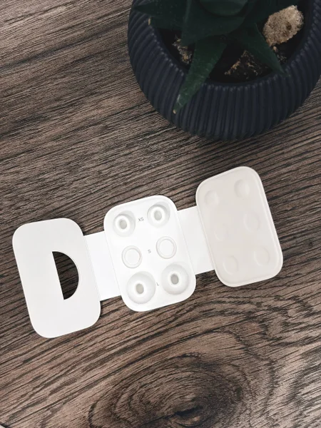 Оригинальные амбушюры Apple AirPods Pro — hair slide