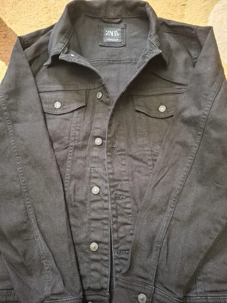 Мужская джинсовая куртка Zara — jean, cardigan, trench coat