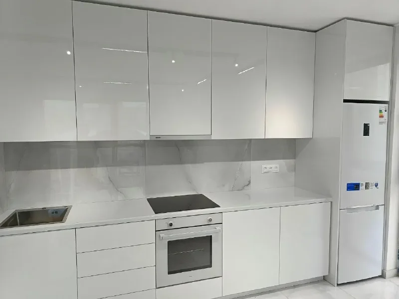 Корпусная мебель на заказ — microwave, stove