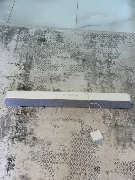 Саундбар Xiaomi Mi TV Sound Bar White — window screen, loupe, envelope