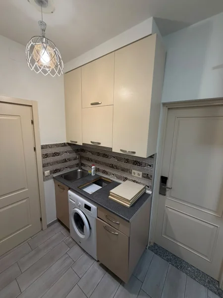 Кухонные шкафчики — microwave, washer, stove