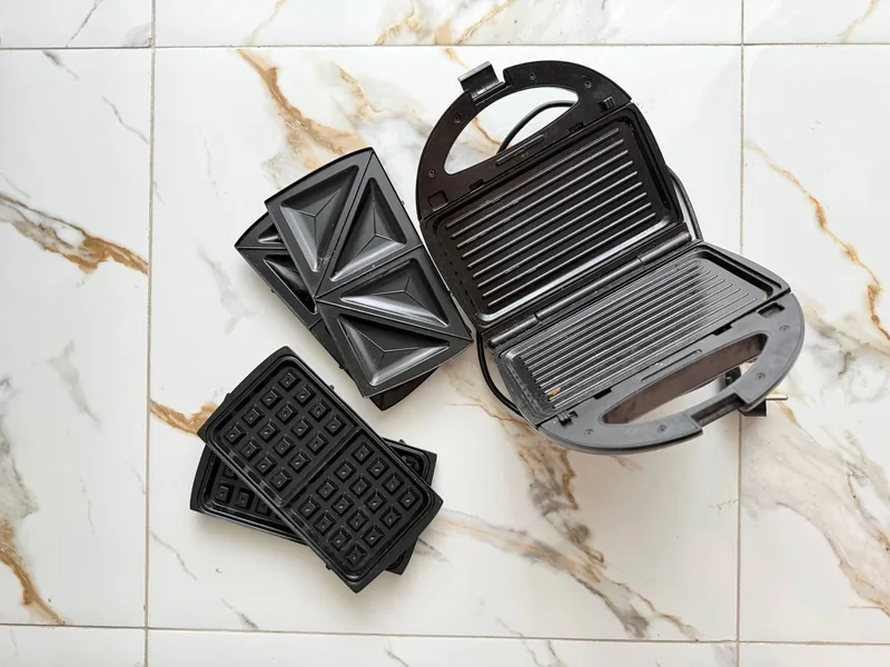 Вафельница со съемными панелями — waffle iron