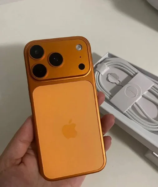 iPhone 17 Pro 256 GB — iPod