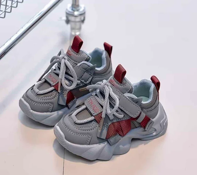 Детские кроссовки, размер 20 — running shoe