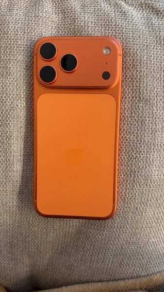 Apple iPhone 17 Pro Max — cellular telephone, loudspeaker
