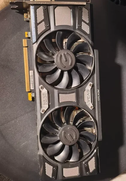 Видеокарта EVGA GeForce GTX 1070 8GB — electric fan