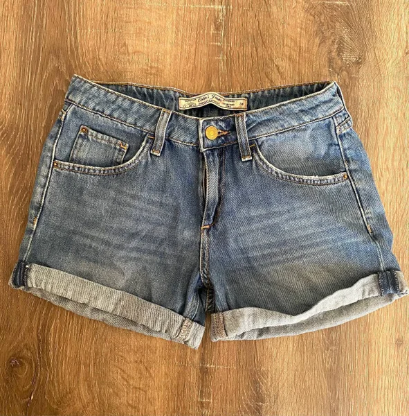 Женские вещи: джинсовые шорты и укороченный топ, размер S — jean, miniskirt
