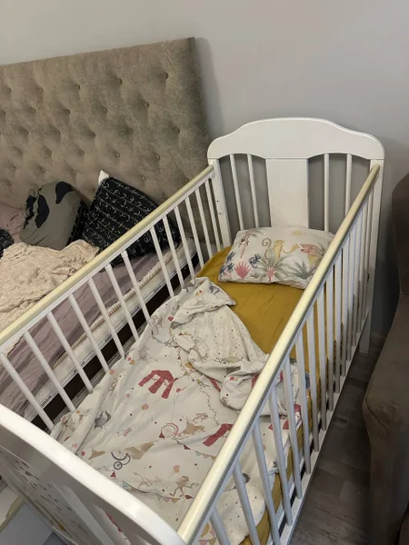 Детская кроватка 120х60 с матрасом и бельем — crib