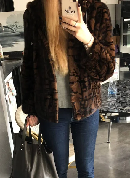 Норковая полушубка — fur coat, jean
