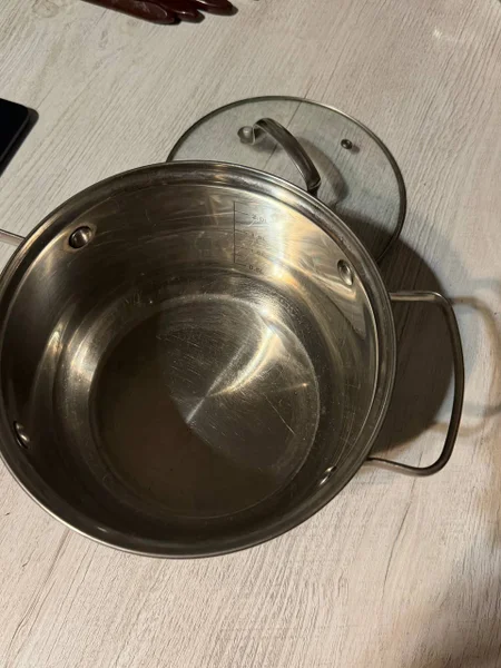 Небольшая кастрюля 2,5 л — shield, disk brake, mixing bowl