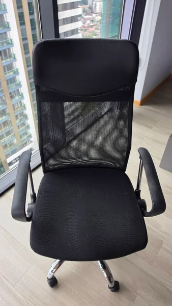 Стул компьютерный — barber chair