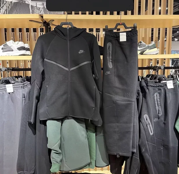 Мужской костюм — trench coat, bulletproof vest