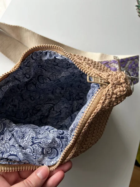 Сумка и аксессуары — brassiere, purse