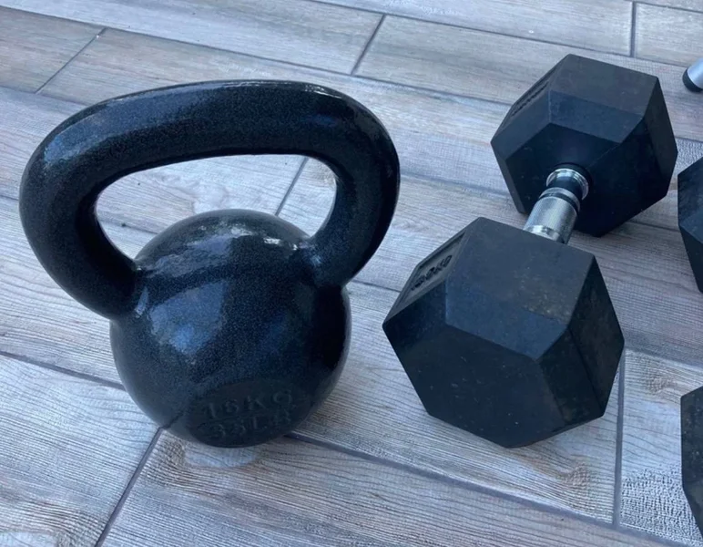 Гиря чугунная 16 кг — dumbbell, barbell, teapot