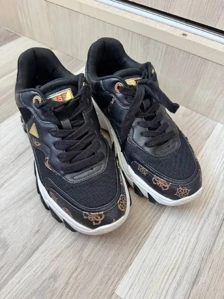 Обувь ZARA — running shoe, sandal