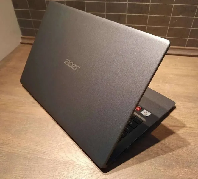 Ноутбук Acer на AMD Athlon Silver — notebook, binder, laptop