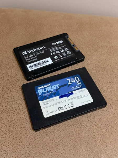SSD 240 ГБ и SSD 512 ГБ