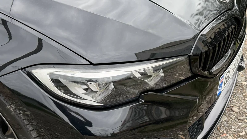 Оригинальные фары для BMW G20 — grille