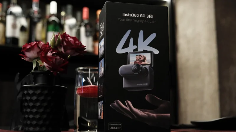 Экшн-камера Insta360 GO 3S 128GB — iPod, comic book