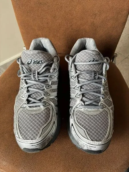 Кроссовки Asics — running shoe