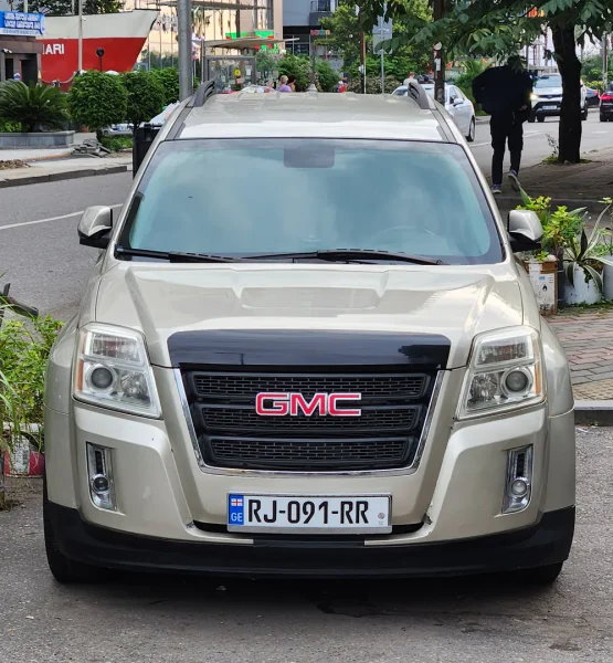GMC Terrain SLE AWD 4x4 — police van, minivan
