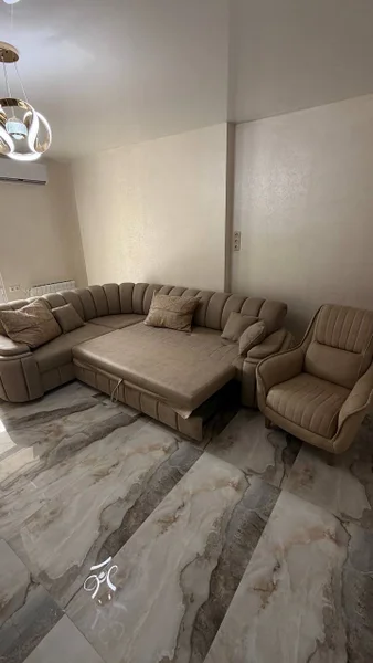Новый раскладной диван с креслом — studio couch