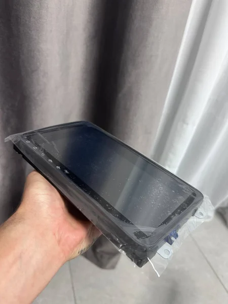 CarPlay Android 12+ — hand-held computer
