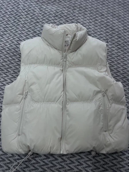 Жилетка размера S — sleeping bag, fur coat