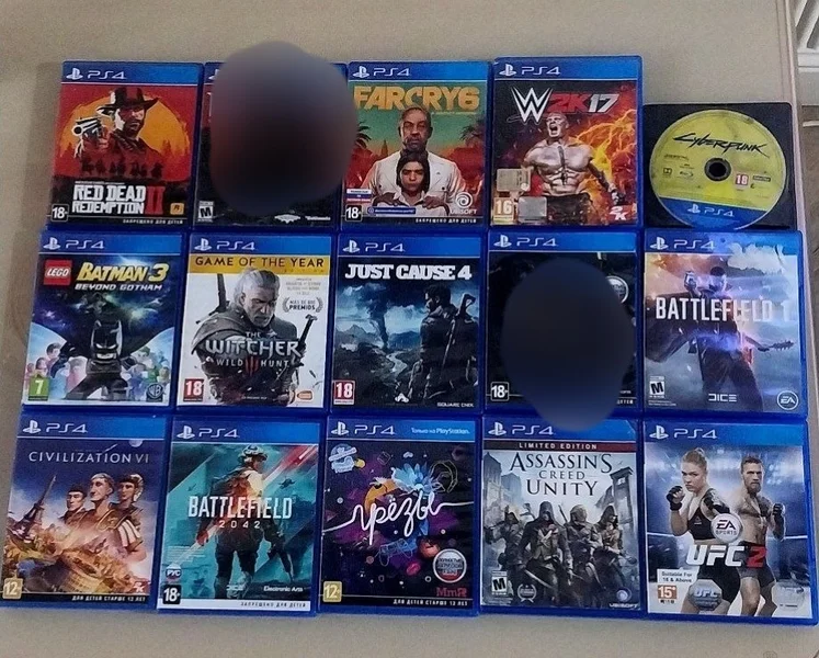 Red Dead Redemption 2 — slot, cassette, comic book