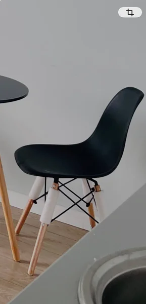 Стулья пластиковые черные — rocking chair