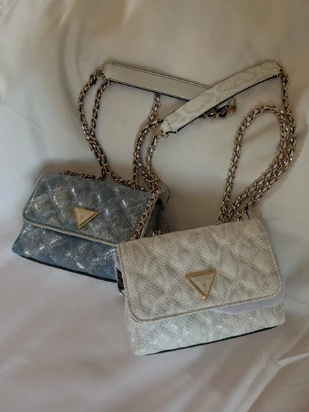 Сумка Guess — purse