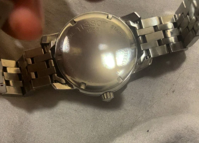 Часы Tissot 1853 — loupe