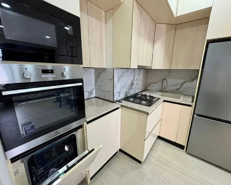 Квартира 1+1, Абусеридзе 21 — microwave