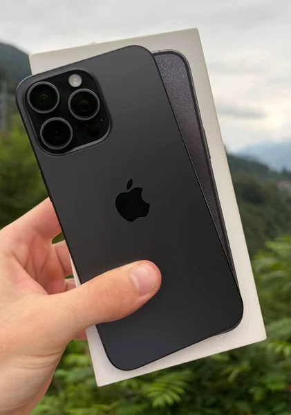iPhone 15 Pro Max — iPod