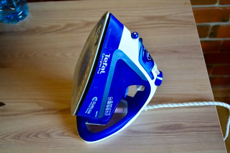 Утюг Tefal Easygliss Plus — iron, crash helmet