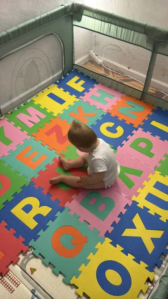 Мягкий коврик-пазл Английский алфавит 26 квадратиков — diaper, jigsaw puzzle