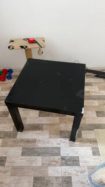 Столик IKEA — dining table