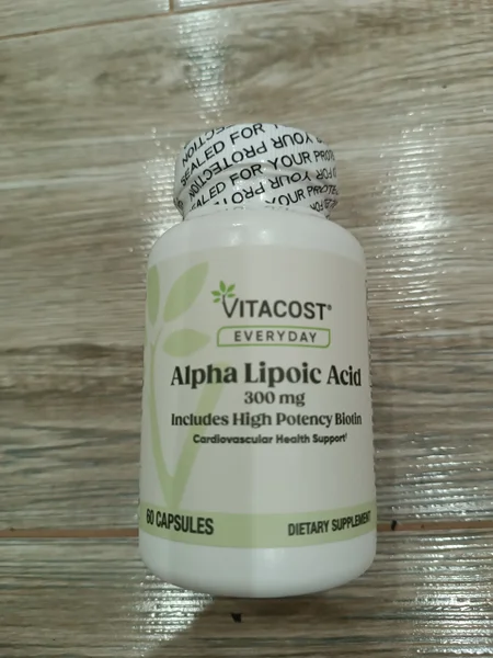 Альфа-липоевая кислота (alpha lipoic acid) 300 мг, 60 капсул — pill bottle, lotion